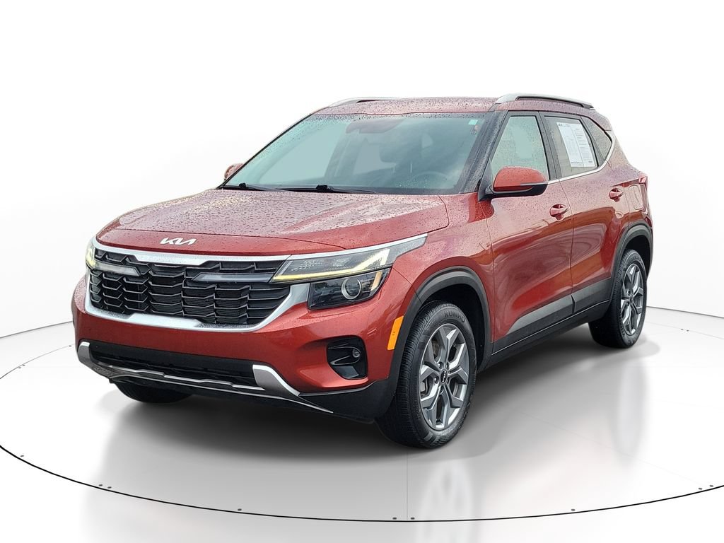 Certified 2024 Kia Seltos S AWD/4WD image 2