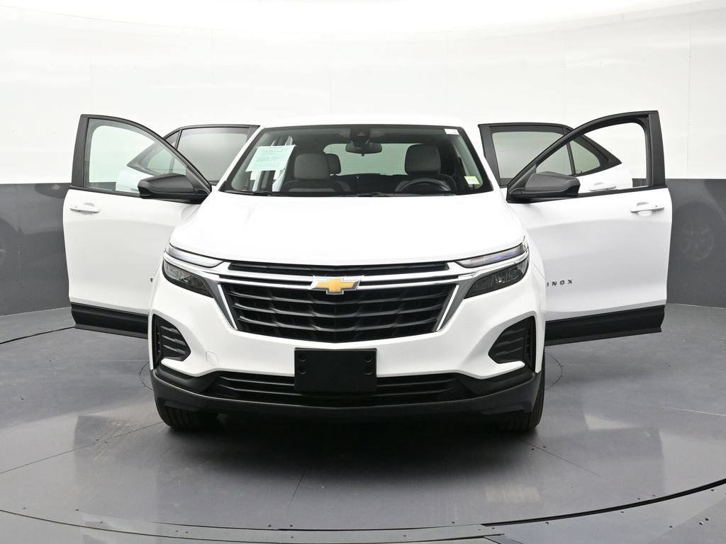 Used 2024 Chevrolet Equinox LS w/ LS Convenience Package FWD image 37