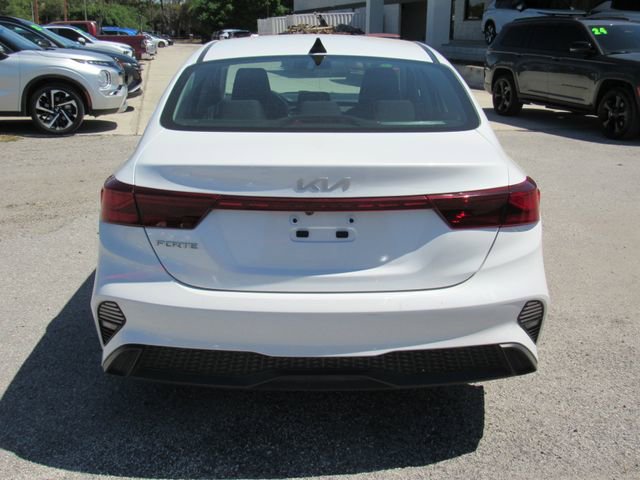 Used 2024 Kia Forte LXS image 4