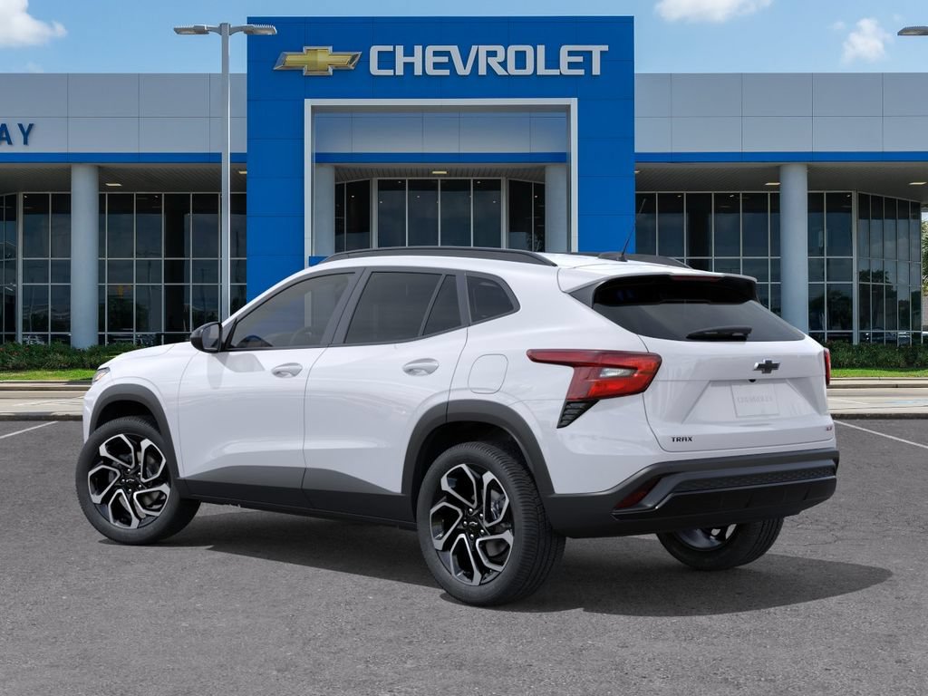 New 2026 Chevrolet Trax RS w/ Sunroof Package FWD image 3