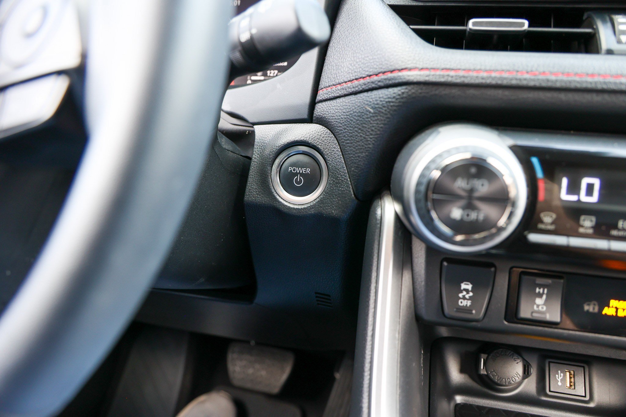 Certified 2025 Toyota RAV4 XSE AWD/4WD image 19
