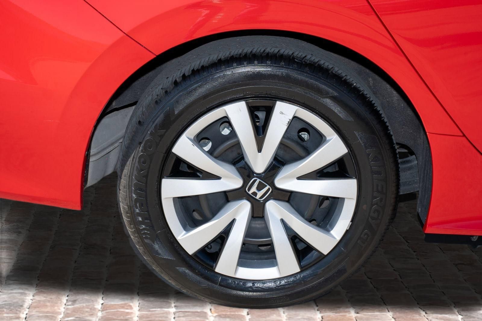 Certified 2025 Honda Civic LX image 42