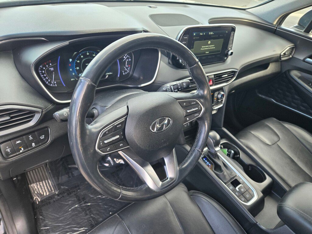 Used 2020 Hyundai Santa Fe Limited image 12