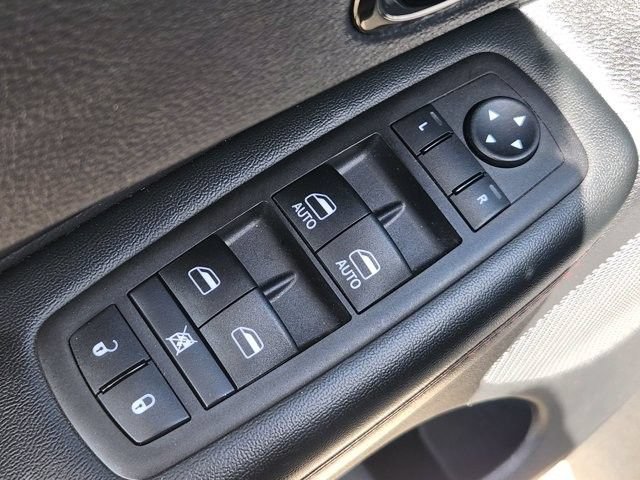 Used 2025 Dodge Durango GT AWD/4WD image 21