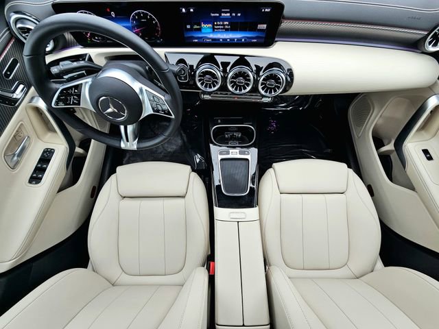 Certified 2025 Mercedes-Benz CLA 250 4MATIC image 29