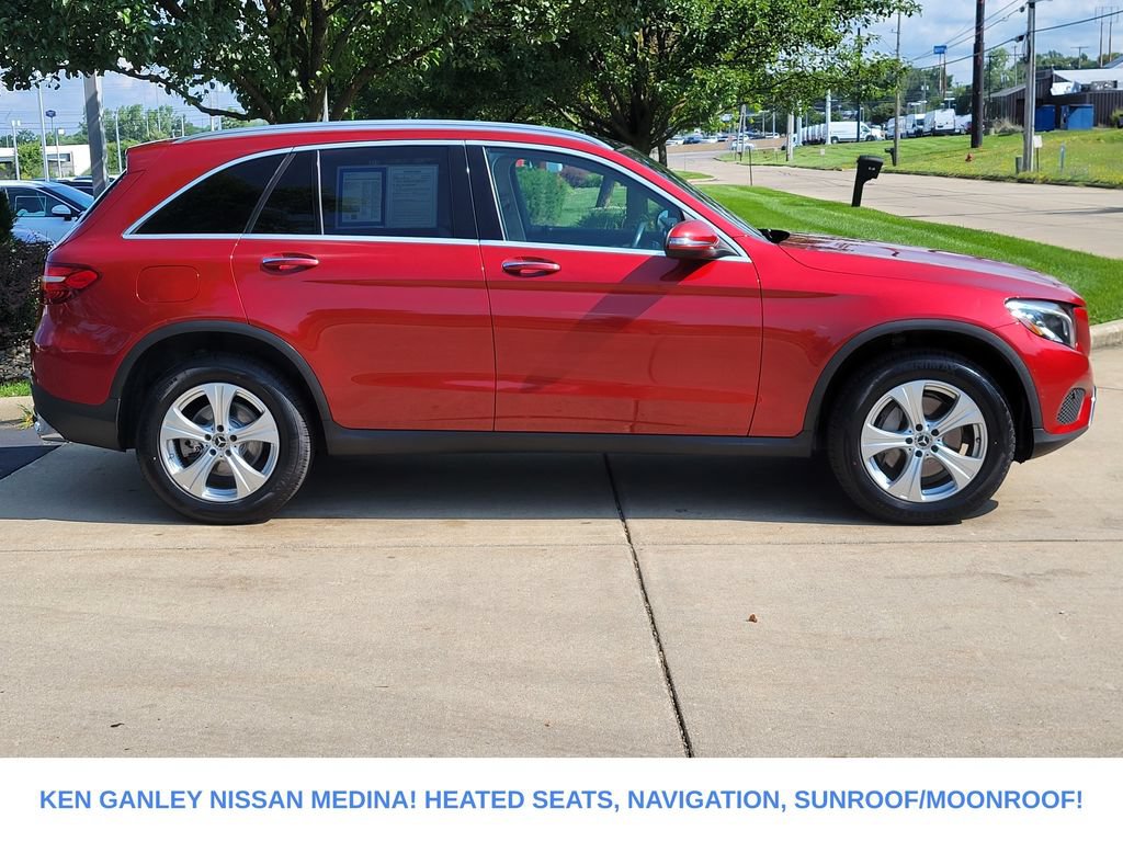 Used 2018 Mercedes-Benz GLC 300 4MATIC image 2