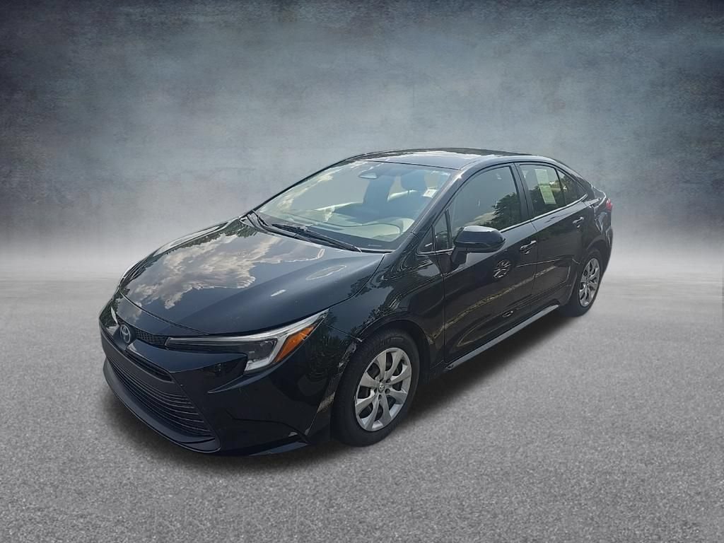 Used 2023 Toyota Corolla LE FWD image 4