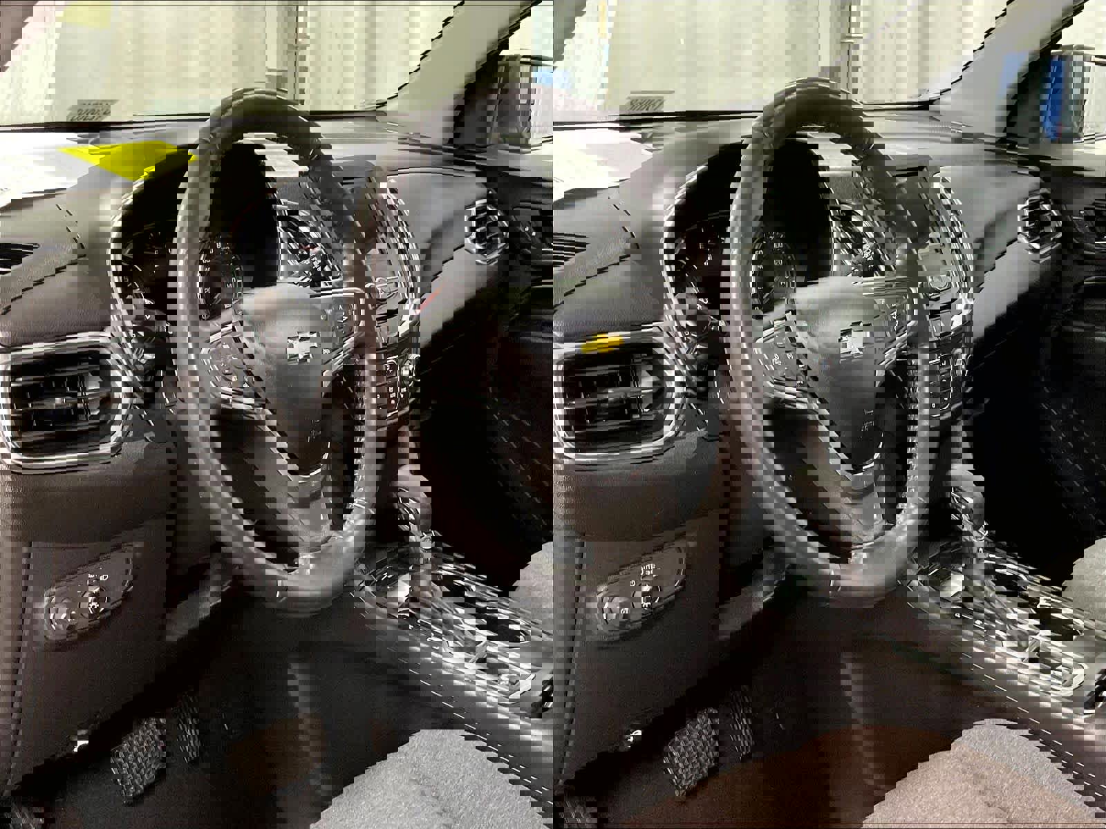 Used 2022 Chevrolet Equinox LT image 8