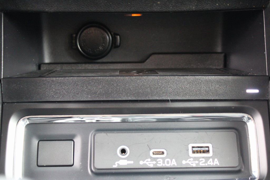 Used 2024 Subaru Ascent Limited image 21