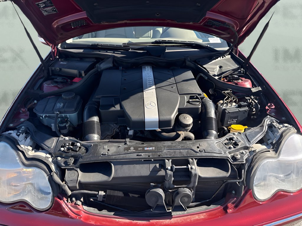 Used 2004 Mercedes-Benz C 320 Sedan image 23