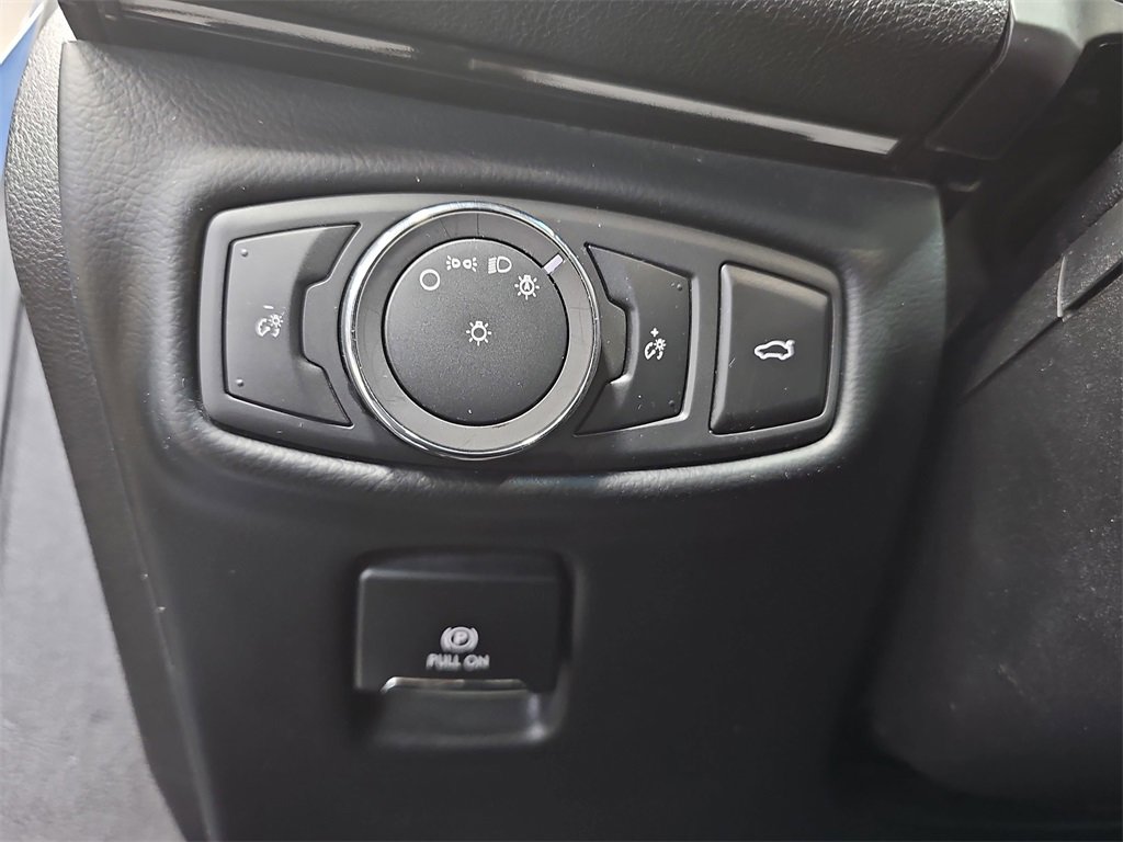 Used 2019 Lincoln MKZ Premiere image 23