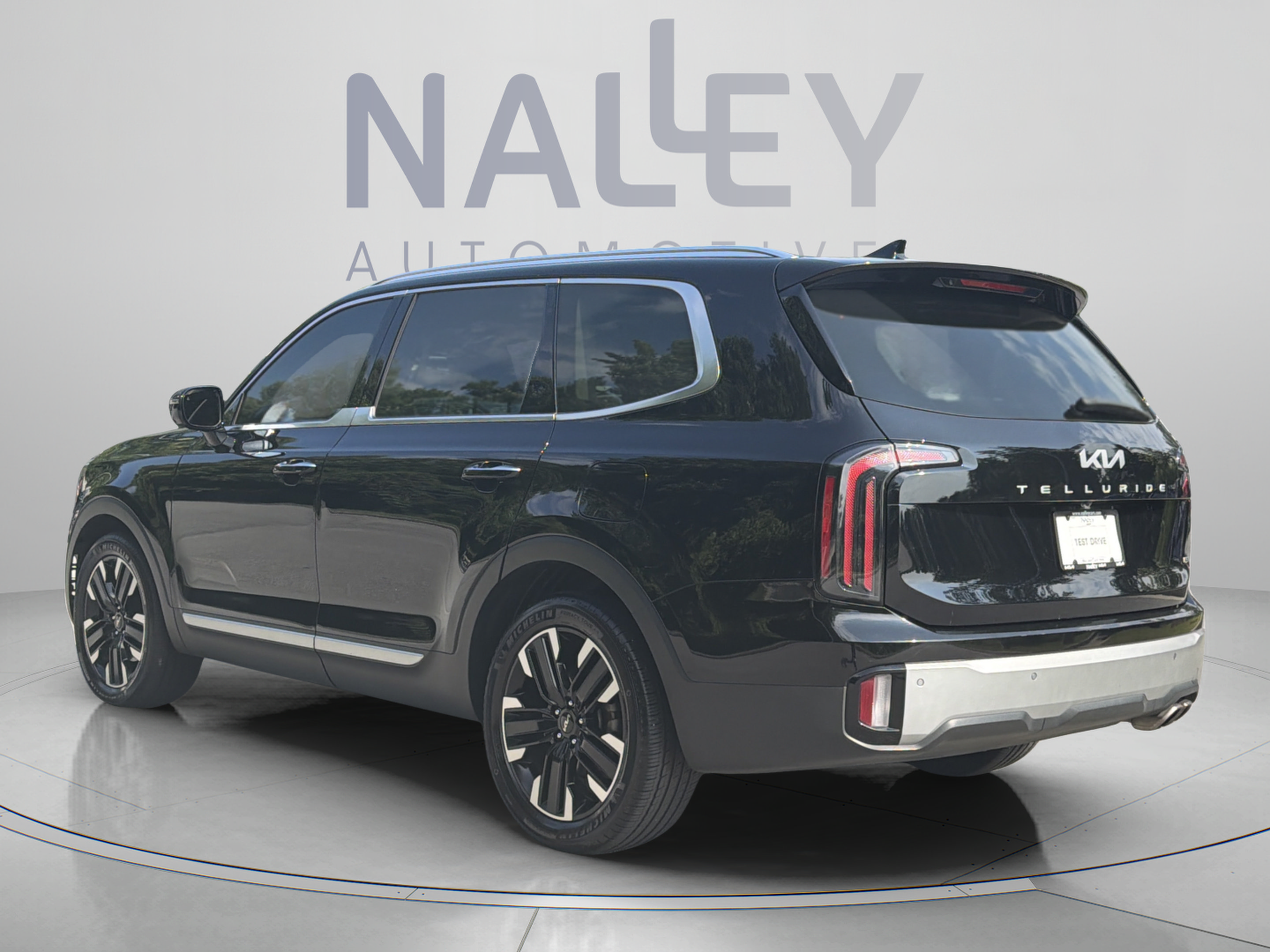 Certified 2024 Kia Telluride SX Prestige AWD/4WD image 3