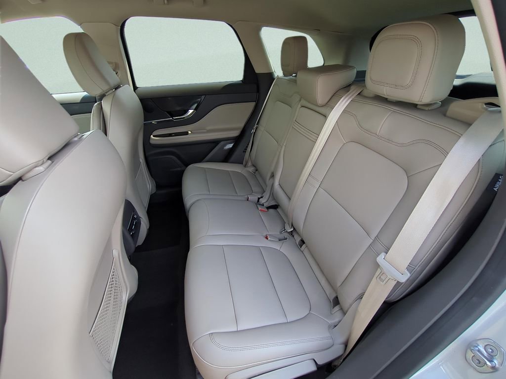 Used 2023 Lincoln Corsair FWD image 13