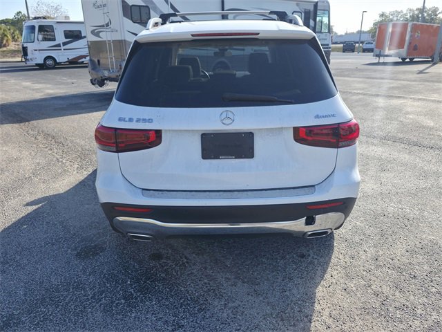 Used 2022 Mercedes-Benz GLB 250 4MATIC image 6