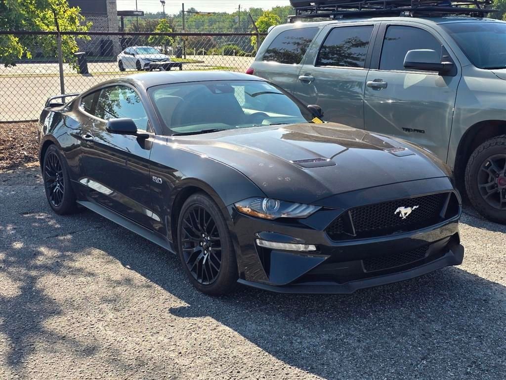 Used 2022 Ford Mustang GT w/ GT Performance Package RWD image 9