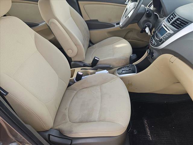 Used 2013 Hyundai Accent GLS image 18