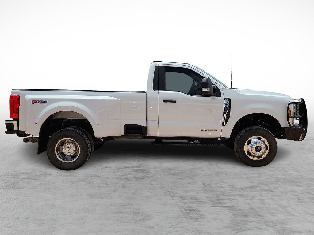 Used 2025 Ford F350 XLT AWD/4WD image 12