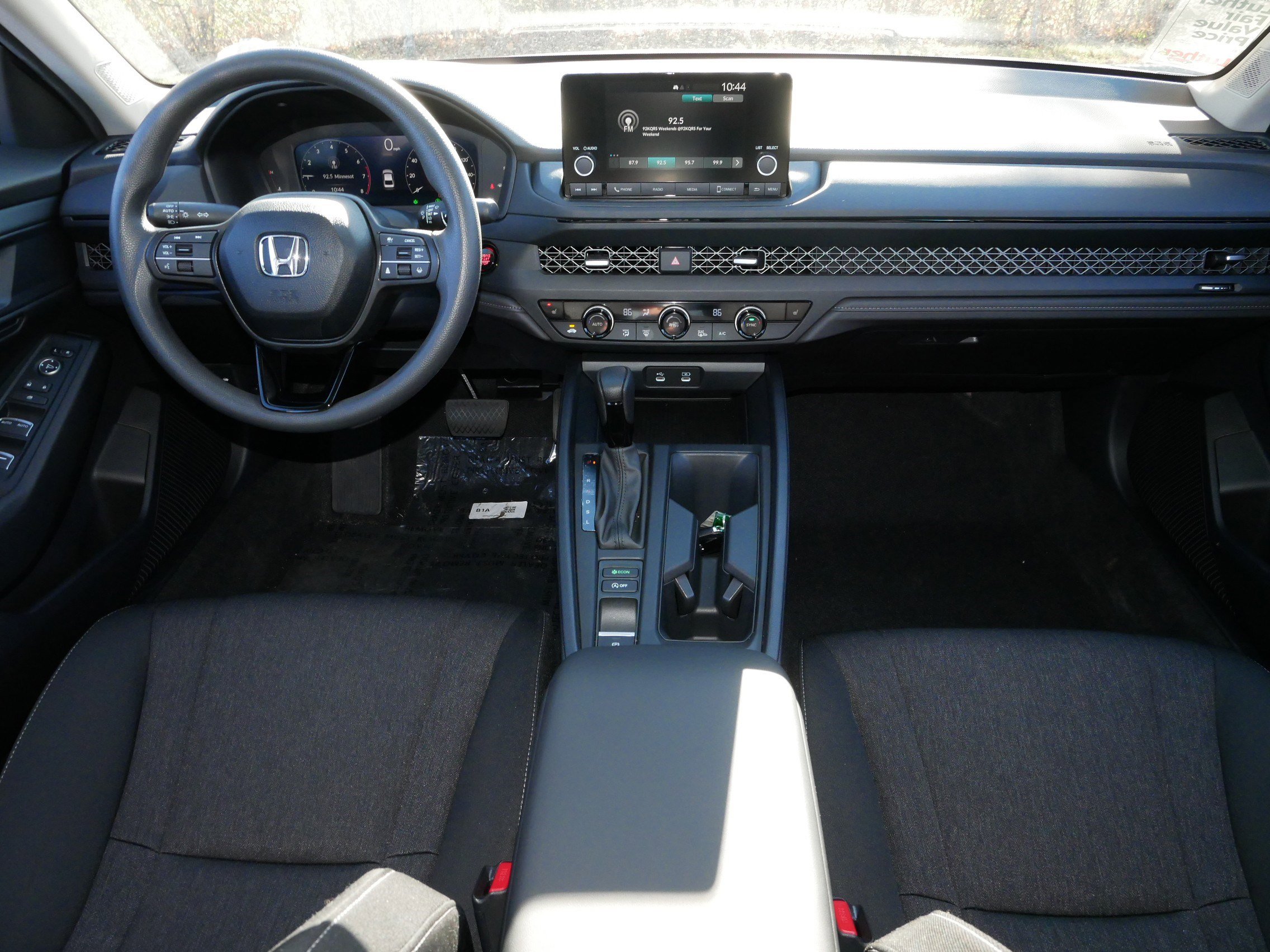 Certified 2025 Honda Accord SE image 10