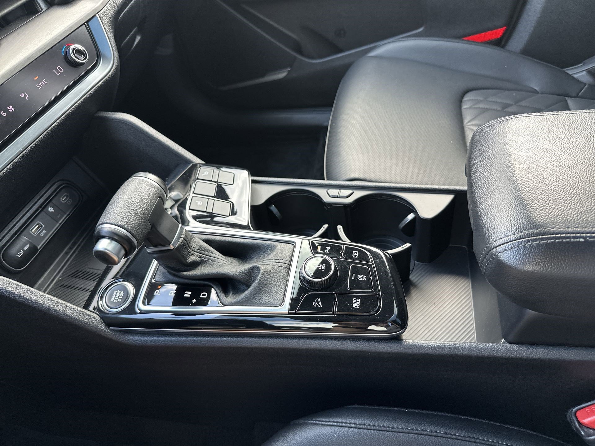 Certified 2023 Kia Sportage X-Line w/ X-Line Premium Package AWD/4WD image 23