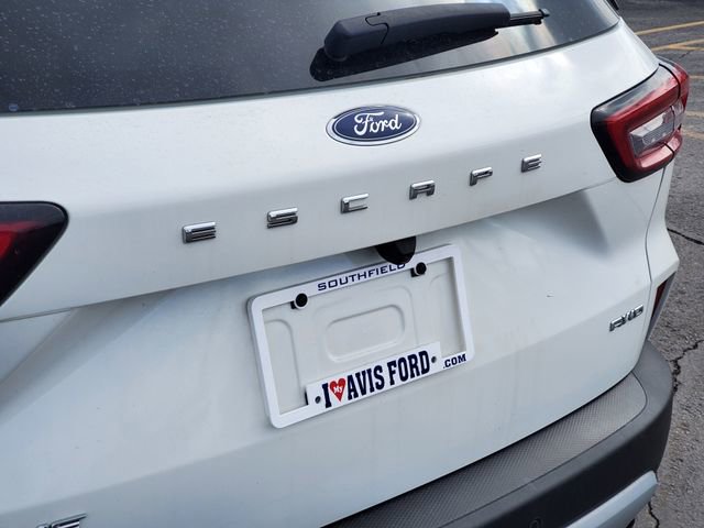 Used 2023 Ford Escape Active w/ Tech Pack #2 image 32