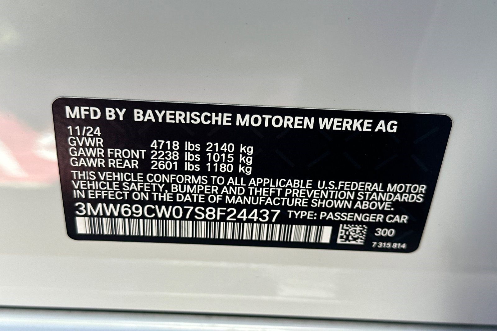 Used 2025 BMW 330i Sedan w/ Convenience Package image 40