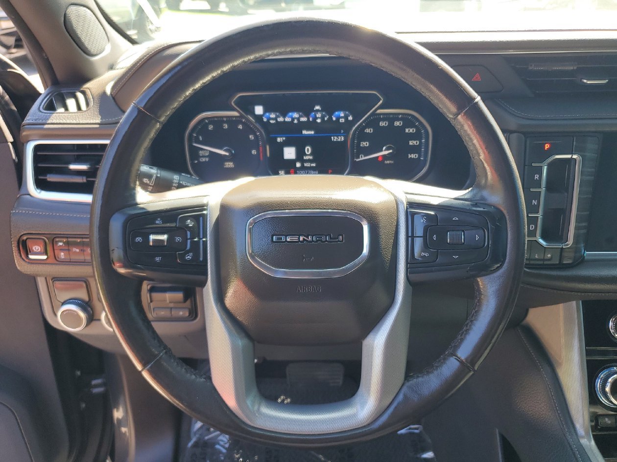 Used 2021 GMC Yukon Denali w/ Denali Premium Package RWD image 20