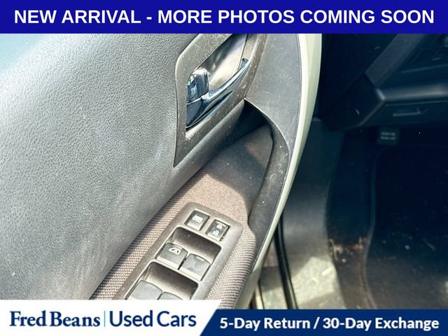Used 2015 Nissan Rogue S w/ Convenience Package AWD/4WD image 9
