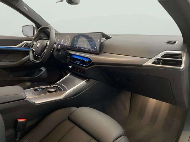 Used 2025 BMW 430i xDrive w/ Premium Package image 20