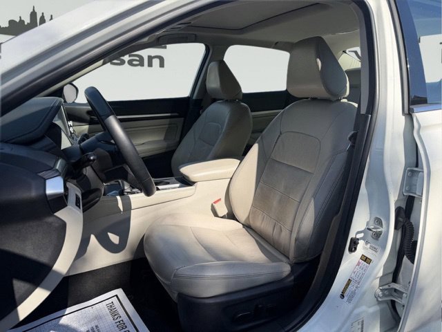 Certified 2019 Nissan Altima 2.5 Platinum AWD/4WD image 10