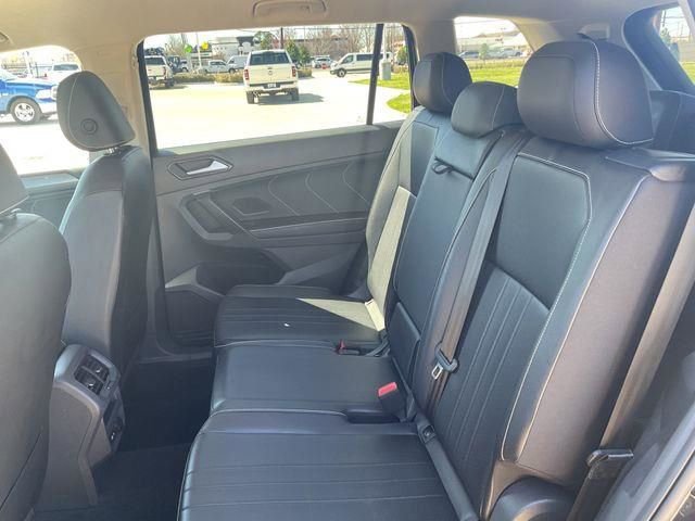 Used 2024 Volkswagen Tiguan SE image 24