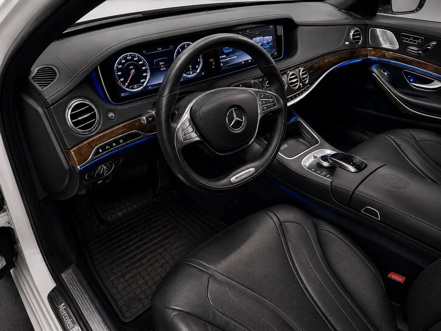 Used 2015 Mercedes-Benz S 63 AMG 4MATIC Sedan image 28