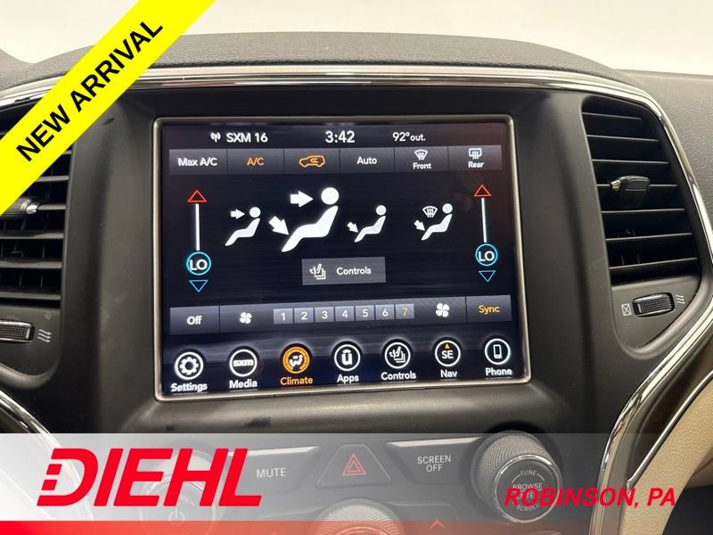 Used 2018 Jeep Grand Cherokee Limited AWD/4WD image 32