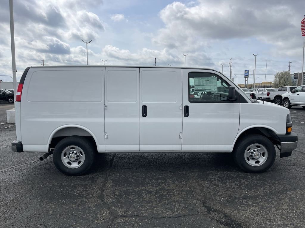 New 2026 Chevrolet Express 2500 w/ Driver Convenience Package image 2