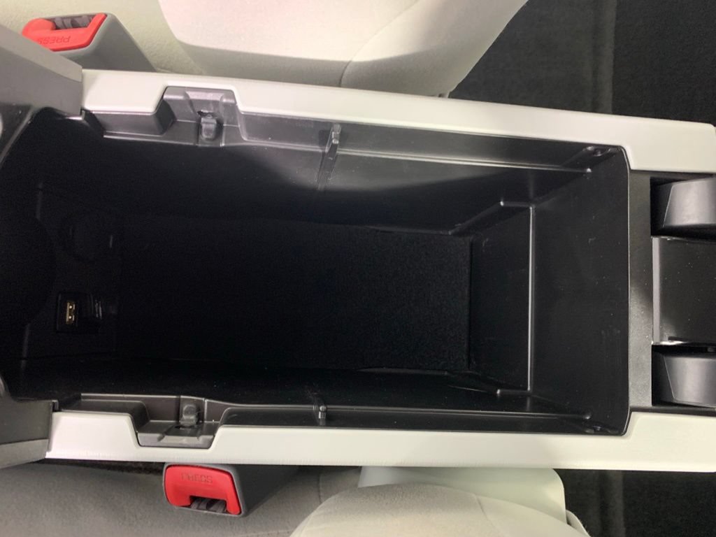 Used 2012 Toyota Prius Two FWD image 29
