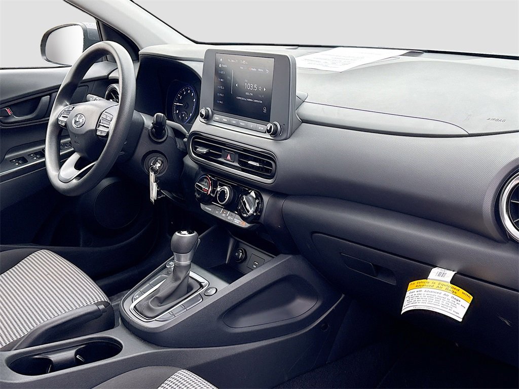 Used 2023 Hyundai Kona SE image 26