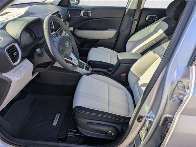 New 2026 Hyundai Venue SEL FWD image 4