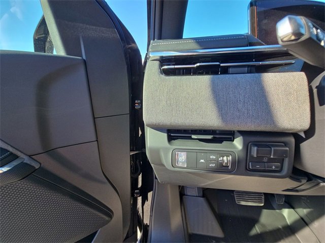 New 2026 GMC Sierra EV Elevation image 18