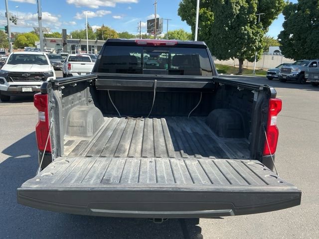 Used 2023 Chevrolet Silverado 1500 High Country w/ Technology Package image 7
