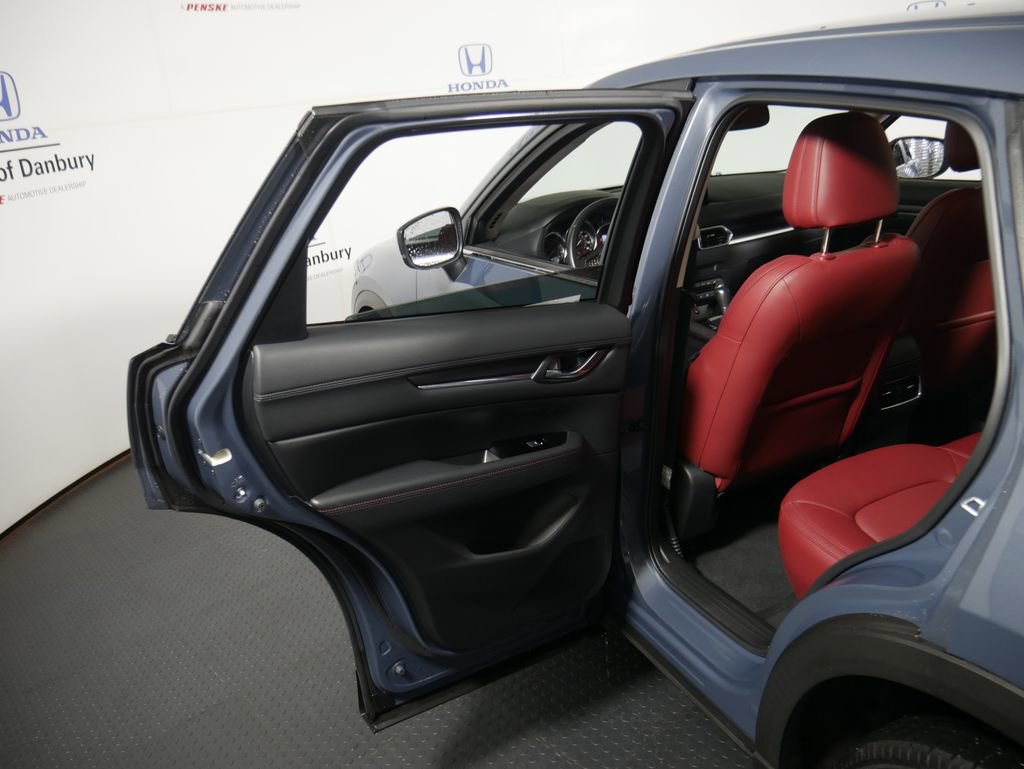 Used 2023 MAZDA CX-5 Carbon Edition image 9