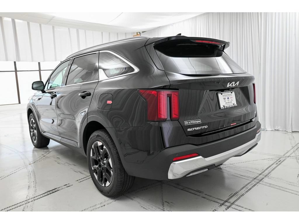 New 2026 Kia Sorento S AWD/4WD image 5