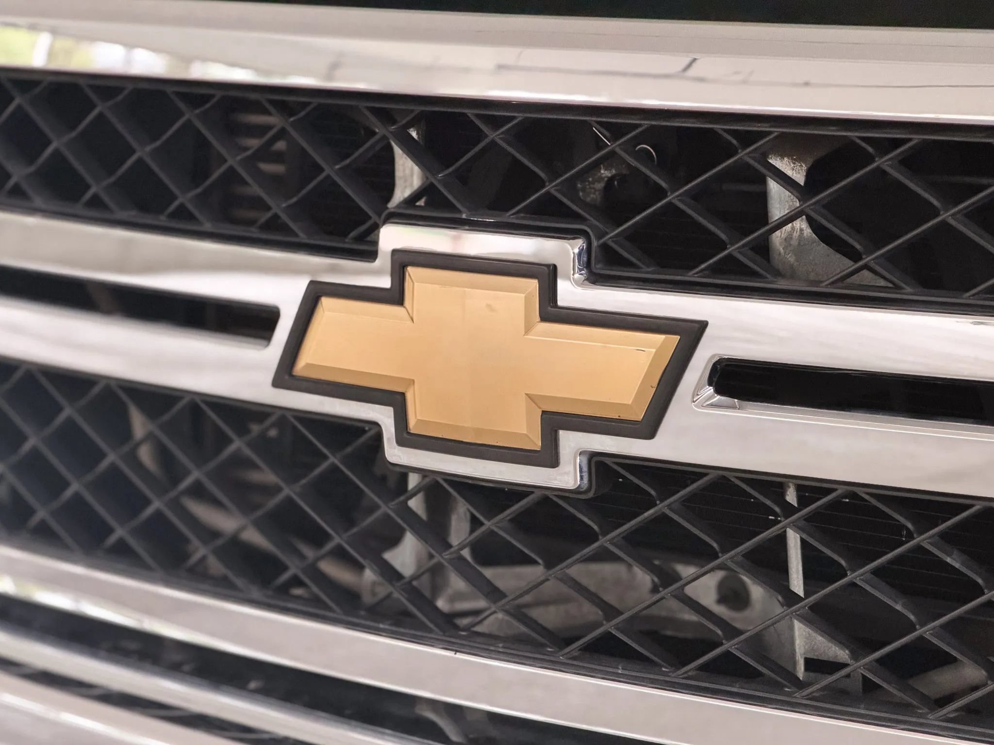 Used 2011 Chevrolet Silverado 2500 LT w/ Interior Plus Package AWD/4WD image 9