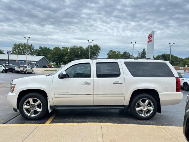 Used 2012 Chevrolet Suburban LTZ AWD/4WD image 6