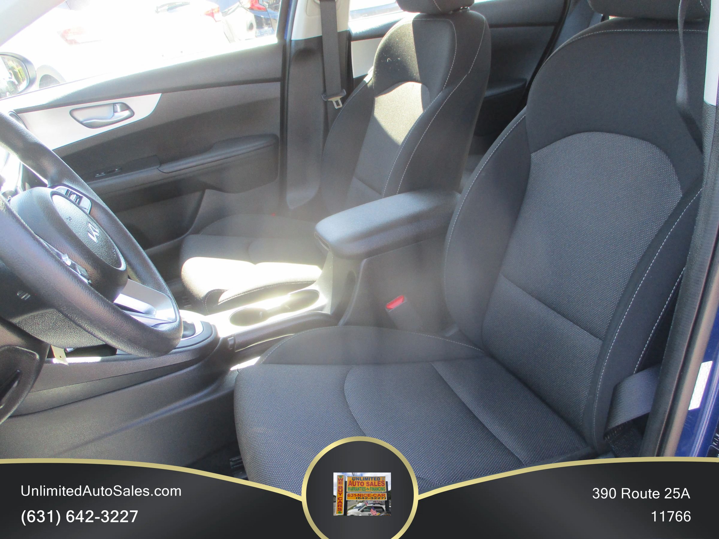 Used 2023 Kia Forte LXS FWD image 5