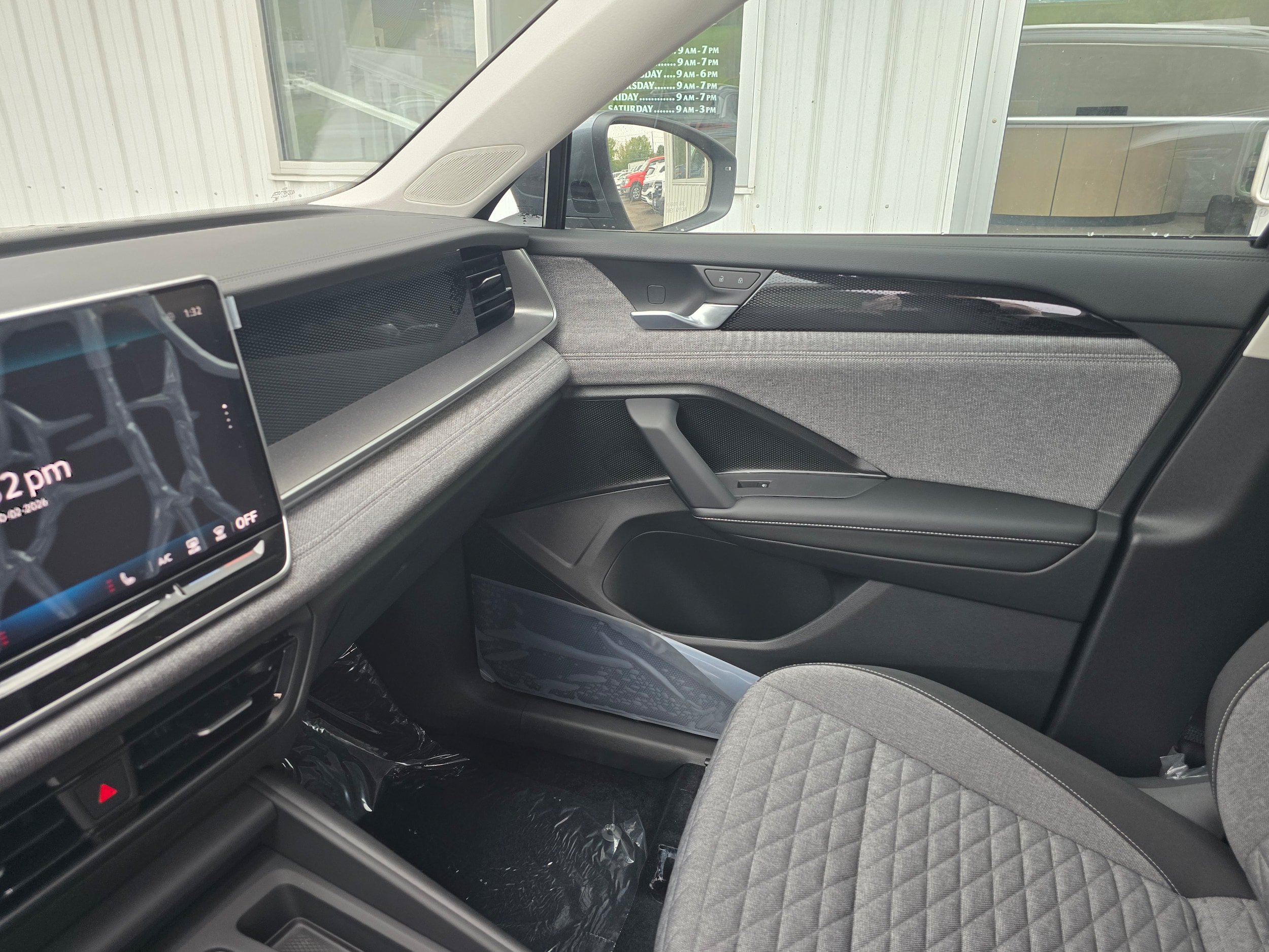 New 2026 Volkswagen Tiguan S AWD/4WD image 14