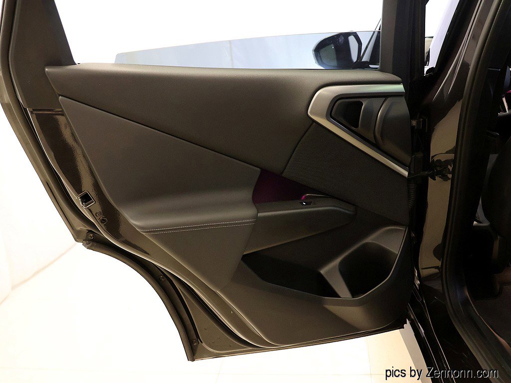 Used 2025 BMW X3 xDrive30i w/ Premium Package image 27