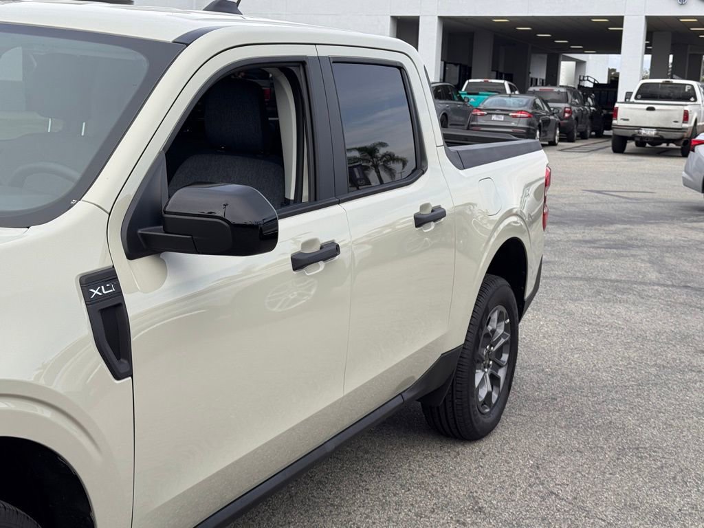 Used 2025 Ford Maverick XLT w/ XLT Luxury Package image 9
