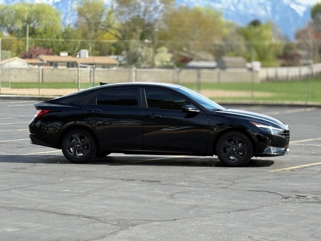 Used 2023 Hyundai Elantra SEL image 4