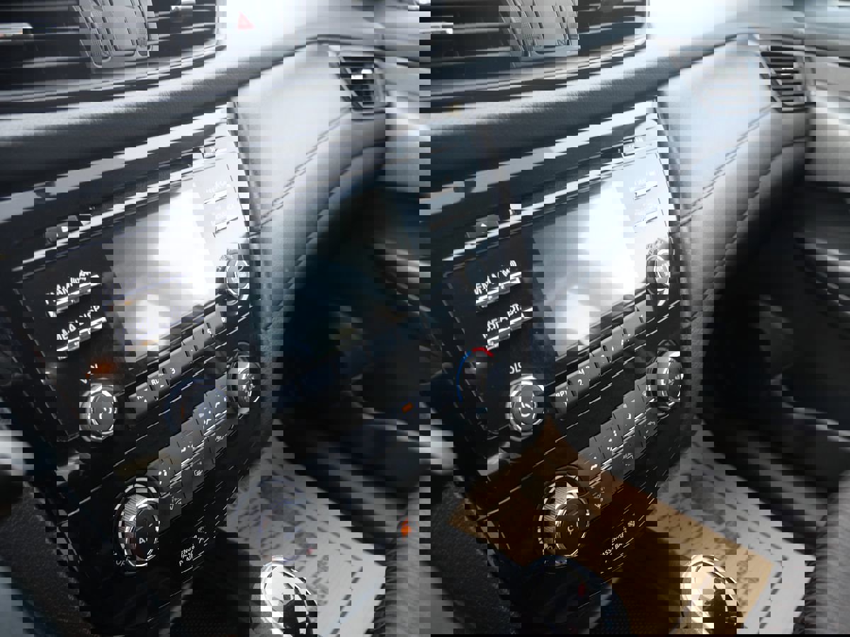 Used 2017 Nissan Rogue S image 13