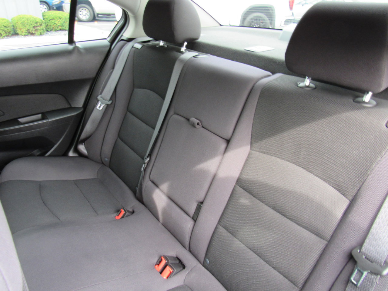 Used 2015 Chevrolet Cruze LT image 27