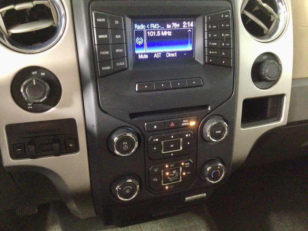 Used 2013 Ford F150 XLT w/ Mid Equipment Group image 20